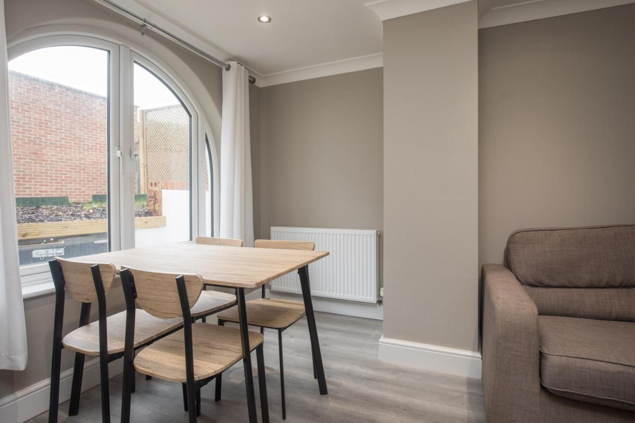 Riverside Central Kingston Flat 1B Surbiton Exterior photo