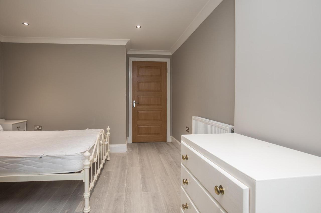 Riverside Central Kingston Flat 1B Surbiton Exterior photo