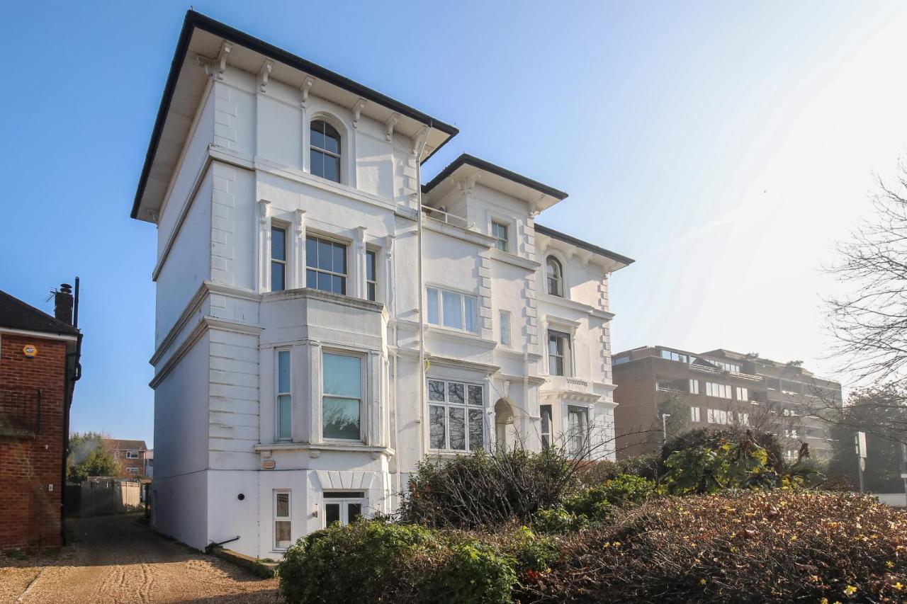 Riverside Central Kingston Flat 1B Surbiton Exterior photo