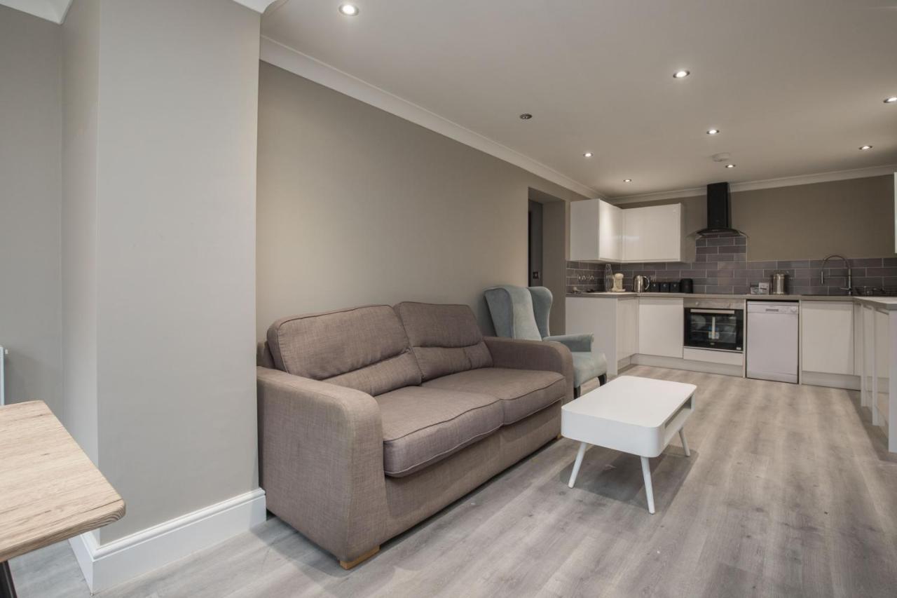 Riverside Central Kingston Flat 1B Surbiton Exterior photo